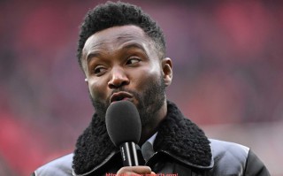 J9九游会登录入口-法甲球队财务状况透视：收入来源、支出结构与盈亏平衡